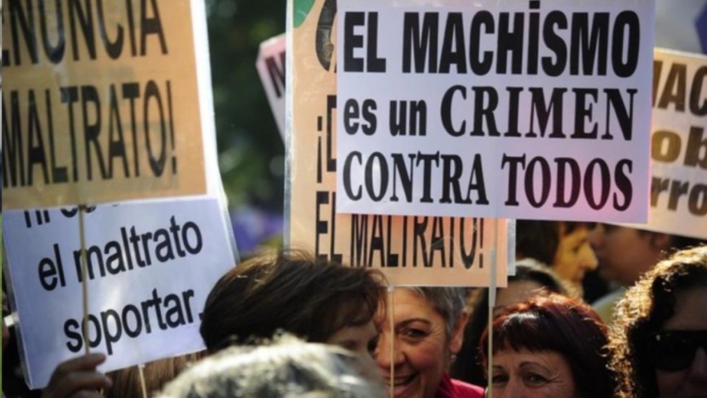 #TUCUMÁN | PROHÍBEN A CUATRO ABOGADOS ACERCARSE A UNA JUEZA DE PAZ QUE LOS DENUNCIÓ POR VIOLENCIA DE&nbsp;GÉNERO