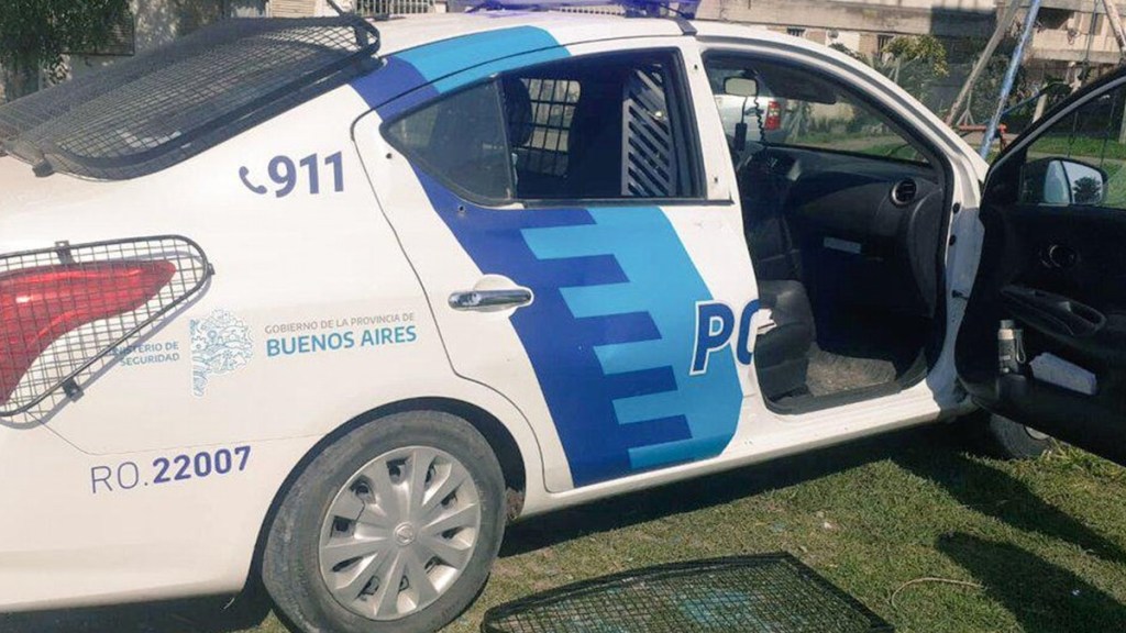 #POLICIALES | ACUDIERON POR LA MUERTE DE UNA MUJER Y LES DESVALIJARON EL&nbsp;PATRULLERO