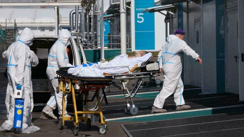 #COVID-19 | RUSIA MARCA RÉCORD DE MUERTES EN UN DÍA Y SE ACERCA A LOS&nbsp;MIL