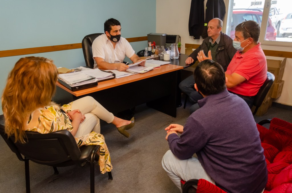 #RAWSON | EL MUNICIPIO Y ASOCIACIÓN VECINAL FIRMARON CONVENIO PARA CAPACITACIÓN EN COCINA&nbsp;SALUDABLE