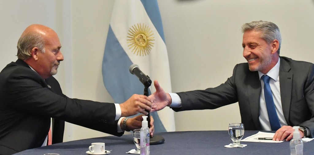 #CHUBUT | FIRMAN CONVENIO PARA CONSTRUIR UN DEPÓSITO DE COMBUSTIBLE EN EL AEROCLUB DE&nbsp;TRELEW