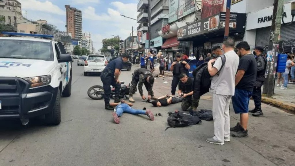 #POLICIALES | MATAN A BALAZOS A KIOSQUERO Y POR EL CRIMEN DETIENEN A UN HOMBRE DE 29 Y UNA CHICA DE&nbsp;15