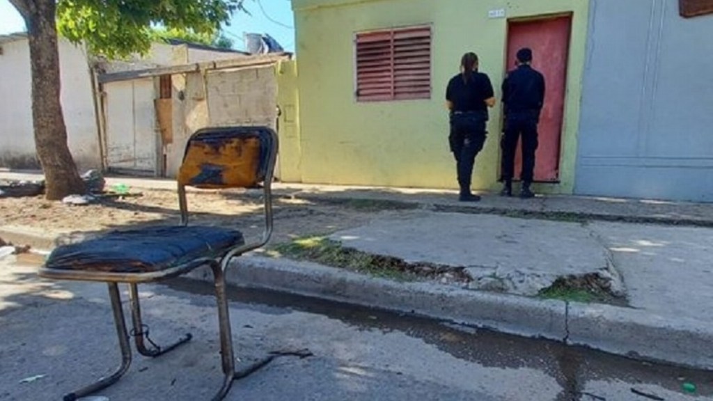 #POLICIALES | MURIÓ UN HOMBRE QUE TENIA EL 90% DEL CUERPO QUEMADO EN ATAQUE INCENDIARIO A SU&nbsp;CASA