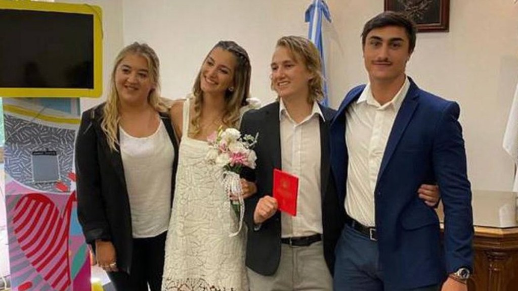 #INSÓLITO | ICARDI UN POROTO: FUE COMO TESTIGO Y TERMINÓ CASADO CON LA NOVIA DE SU MEJOR&nbsp;AMIGO