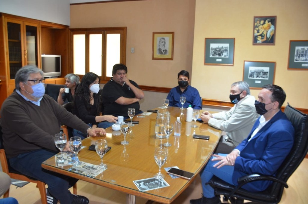 #TRELEW | MADERNA RECIBIÓ A FERNANDO “CHINO”&nbsp;NAVARRO