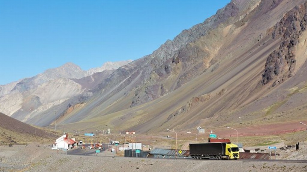 #COVID-19 | CHILE PROHIBE EL INGRESO DE PASAJEROS DE ÁFRICA Y POSPONE LA APERTURA DE PASO FRONTERIZO CON ARGENTINA POR VARIANTE&nbsp;ÓMICRON