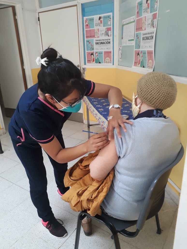 #CHUBUT | APLICAN LA TERCERA DOSIS DE LA VACUNA CONTRA EL COVID-19 A MAYORES DE 70&nbsp;AÑOS