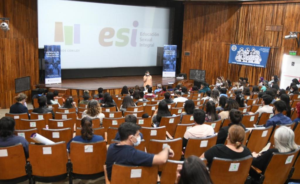 #CHUBUT | MAS DE CIEN ALUMNOS EN LA JORNADA DE «EDUCAR EN&nbsp;IGUALDAD»