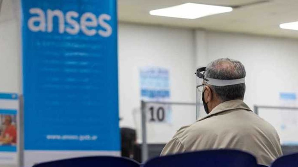 #PAÍS | LAS JUBILACIONES AUMENTARÁN 12,11% Y ACUMULARÁ UN 52,7% EN&nbsp;2021