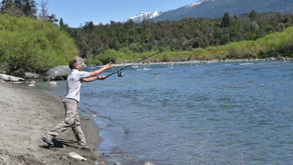 #CHUBUT | LANZARON DE MANERA OFICIAL LA TEMPORADA DE PESCA DEPORTIVA CONTINENTAL EN&nbsp;CARRENLEUFÚ