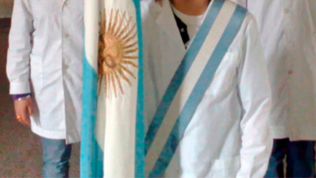 #POLÉMICA | LOS ABANDERADOS YA NO SERÁN LOS ALUMNOS CON LAS MEJORES NOTAS 