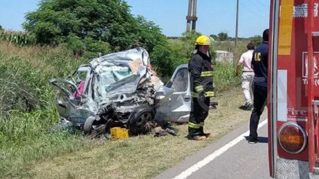#TRAGEDIA | MUEREN CUATRO HINCHAS DE RIVER EN CHOQUE FRONTAL CONTRA UN&nbsp;CAMIÓN