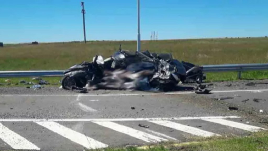 #TRAGEDIA | FAMILIA MUERE AL CHOCAR CONTRA UN&nbsp;CAMIÓN