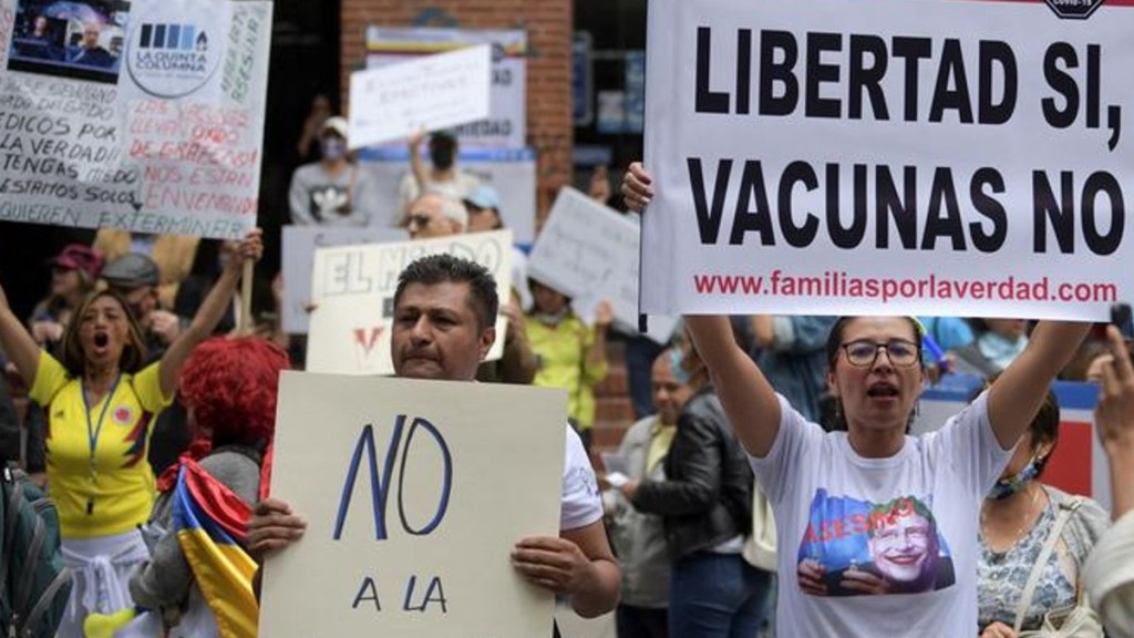 #COVID-19 | «LOS ANTIVACUNAS ESTÁN MATANDO&nbsp;GENTE»