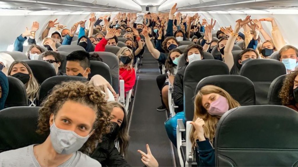 #BARILOCHE | SUSPENDEN VIAJES DE EGRESADOS POR AUMENTO DE CASOS DE&nbsp;COVID-19