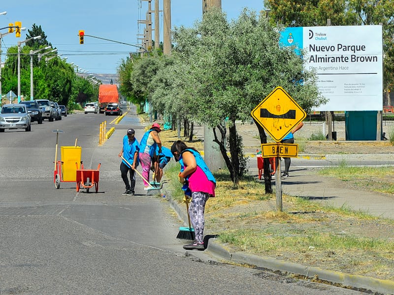 #TRELEW | PLAN DE MANTENIMIENTO URBANO JUNTO A MOVIMIENTOS&nbsp;SOCIALES