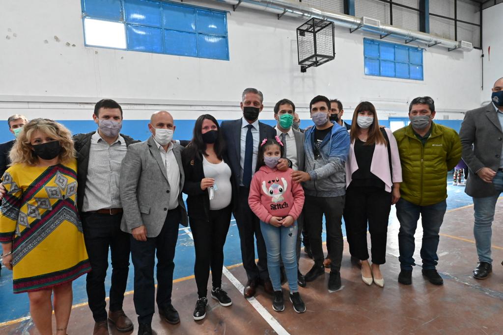 #CHUBUT | ENTREGAN 54 VIVIENDAS Y ANUNCIAN OTRAS 100 EN&nbsp;COMODORO