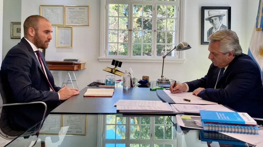 #ECONOMÍA | EL GOBIERNO PRORROGÓ POR DECRETO EL PRESUPUESTO&nbsp;2021