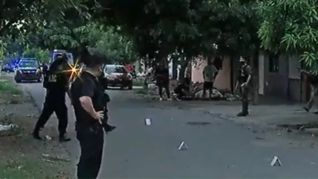 #POLICIALES | LO MATARON A BALAZOS MIENTRAS TOMABA MATES EN LA PUERTA DE SU CASA 