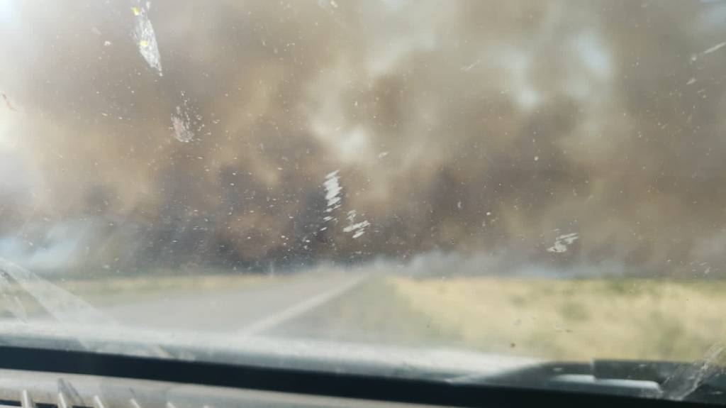 #URGENTE | AMPLÍAN EL CORTE DE LA RUTA 3 POR EL INCENDIO CERCA DE&nbsp;MADRYN