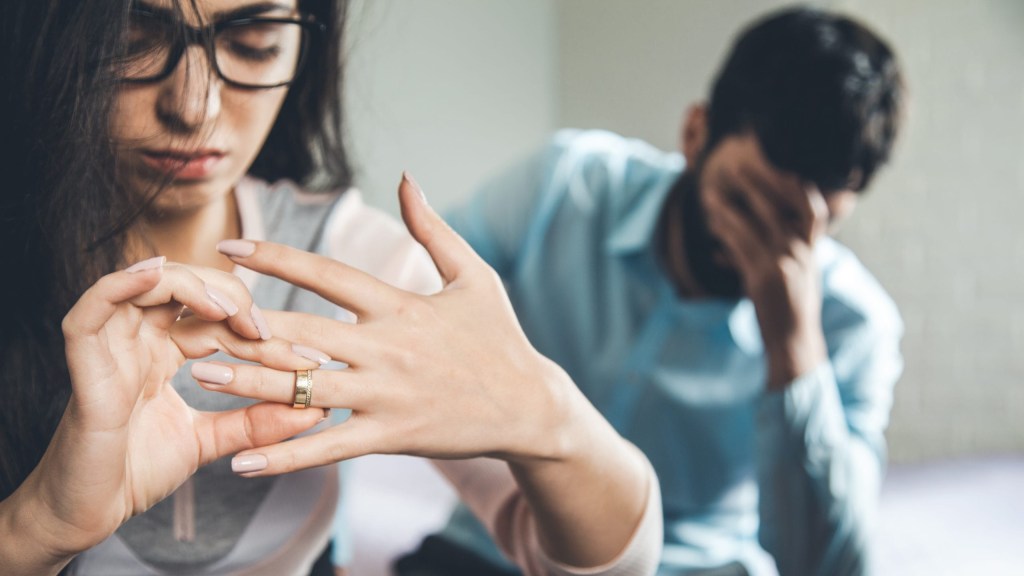 #INSÓLITO | SE SEPARARON A LOS TRES MINUTOS DE HABERSE&nbsp;CASADO