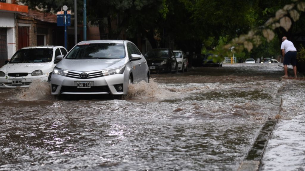 #TRAGEDIA | UN ABUELO MURIÓ ELECTROCUTADO EN MEDIO DE UNA FUERTE TORMENTA EN MENDOZA 