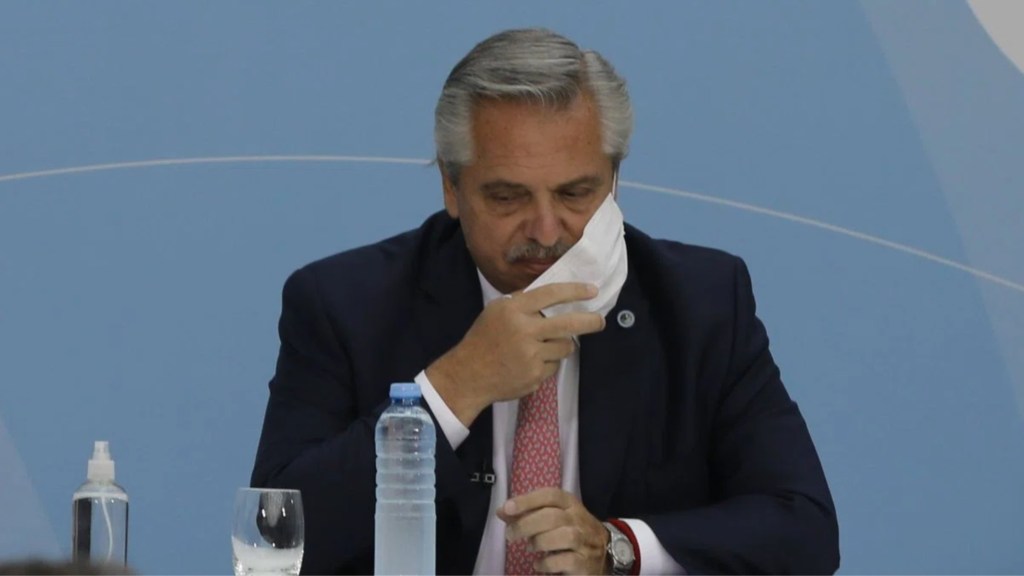 #COVID-19 | EL PRESIDENTE ESTÁ AISLADO POR SER CONTACTO&nbsp;ESTRECHO