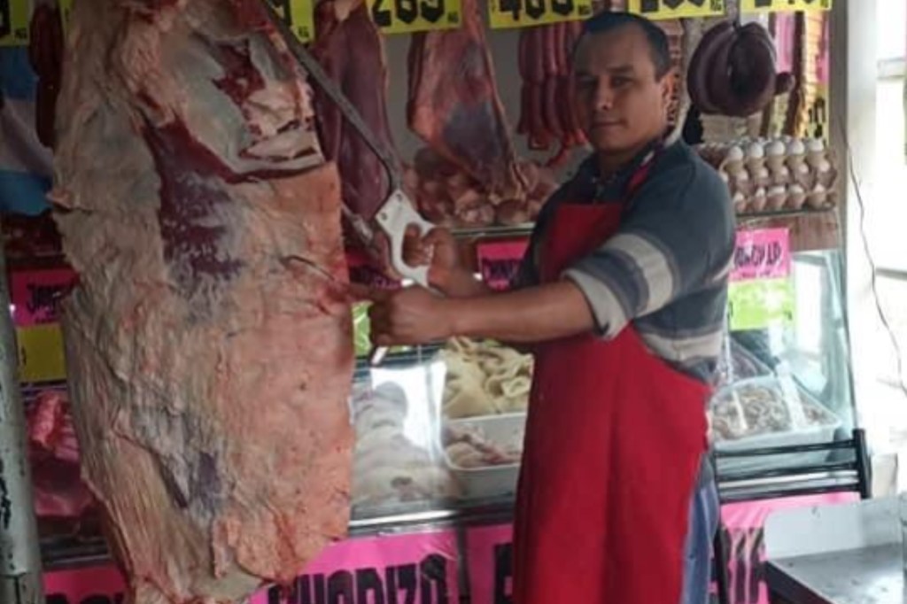 #POLICIALES | EL DUEÑO DE UN MERCADO CHINO ASESINÓ DE UN BALAZO A UN ENCAPUCHADO QUE ENTRÓ A ROBARLE: ERA SU&nbsp;CARNICERO