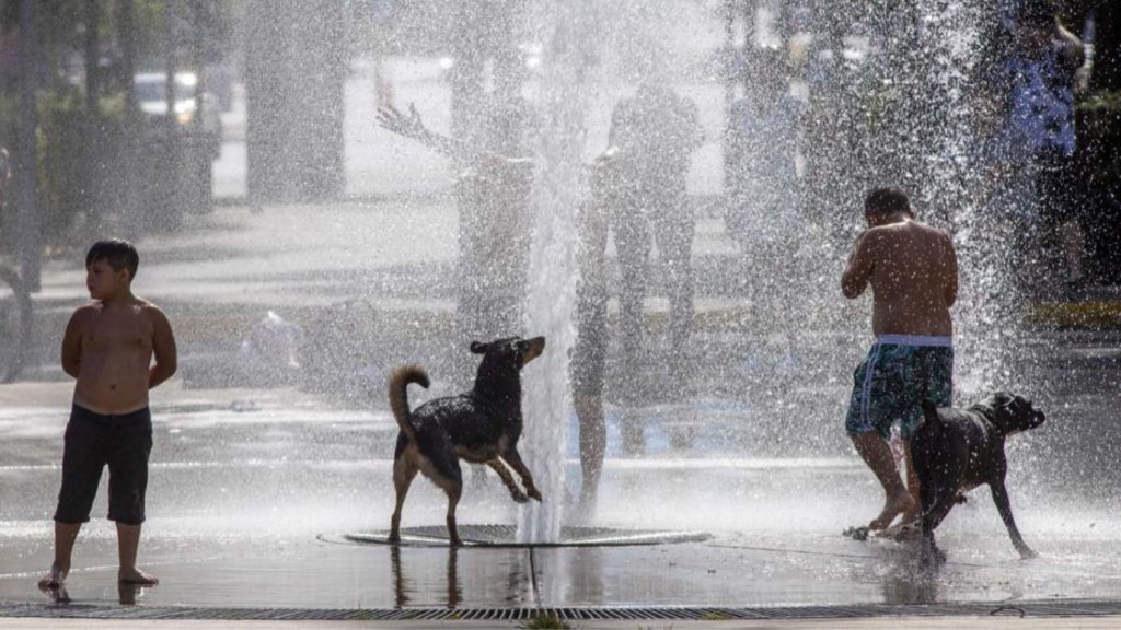 #CLIMA | OLA DE CALOR: CINCO PROVINCIAS EN ALERTA ROJA POR TEMPERATURAS&nbsp;EXTREMAS