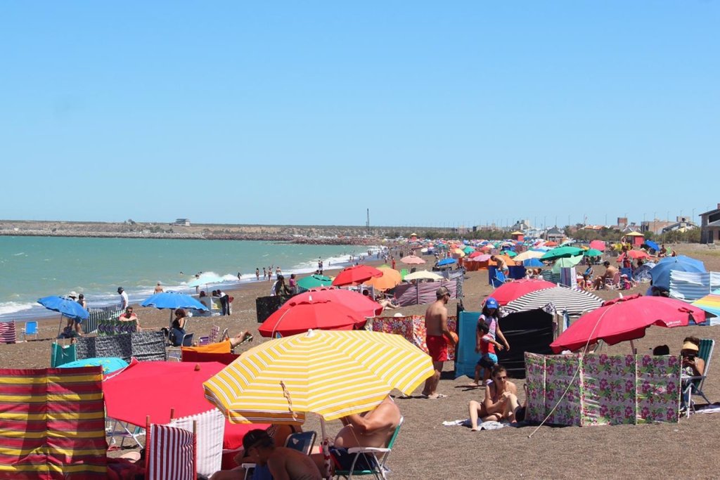 #RAWSON | SOLICITAN RESPONSABILIDAD EN EL USO DE SOMBRILLAS EN PLAYA&nbsp;UNIÓN