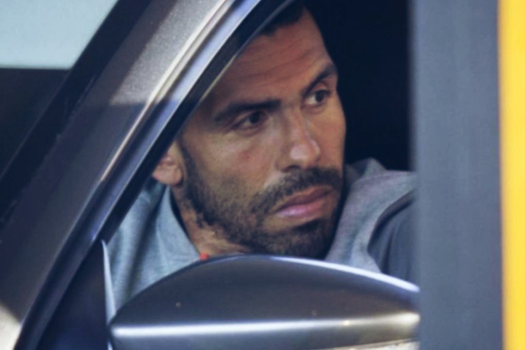 #POLICIALES | INTENTARON ROBARLE EL AUTO A CARLOS TÉVEZ EN FUERTE APACHE Y SU CUSTODIA MATÓ A UN&nbsp;DELINCUENTE