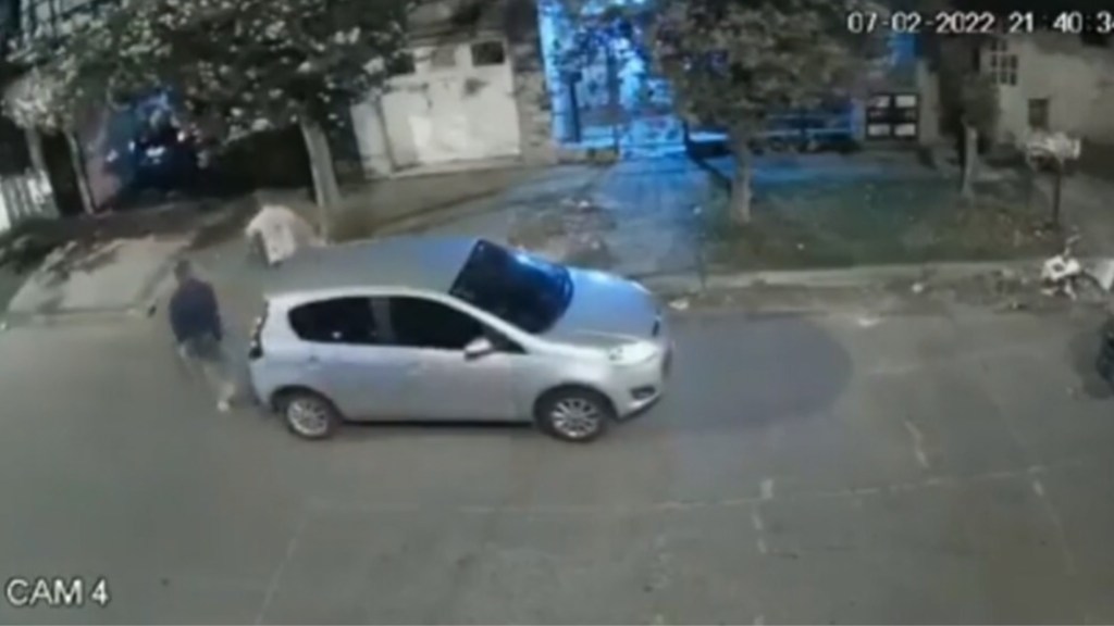 #INCREÍBLE | DOS DELINCUENTES LE DESVALIJARON LA CASA Y AL IRSE LE PIDIERON&nbsp;PERDÓN