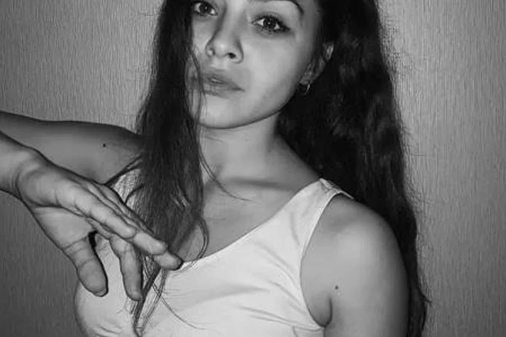 #TRAGEDIA | UNA CHICA EMBARAZADA SE ENGANCHÓ EL PELO CON UNA MÁQUINA Y MURIERON ELLA Y EL BEBÉ 