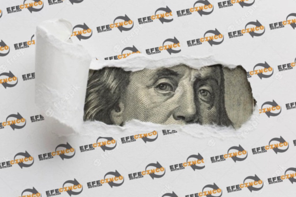 #ECONOMÍA | SUBIÓ EL DÓLAR OFICIAL Y BAJÓ EL&nbsp;BLUE