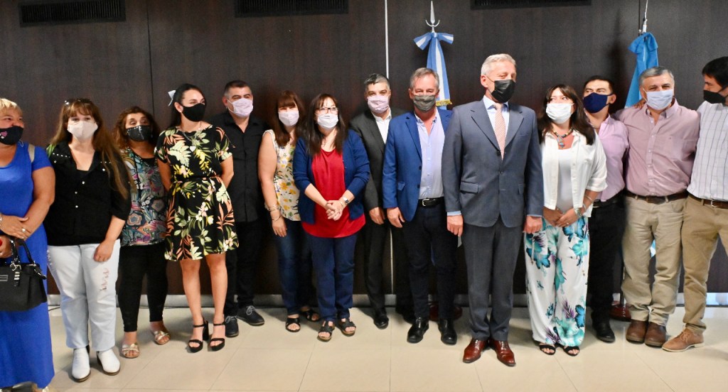 #CHUBUT | SE FIRMÓ LA OBRA DE LA ESCUELA TÉCNICA&nbsp;N°7.727