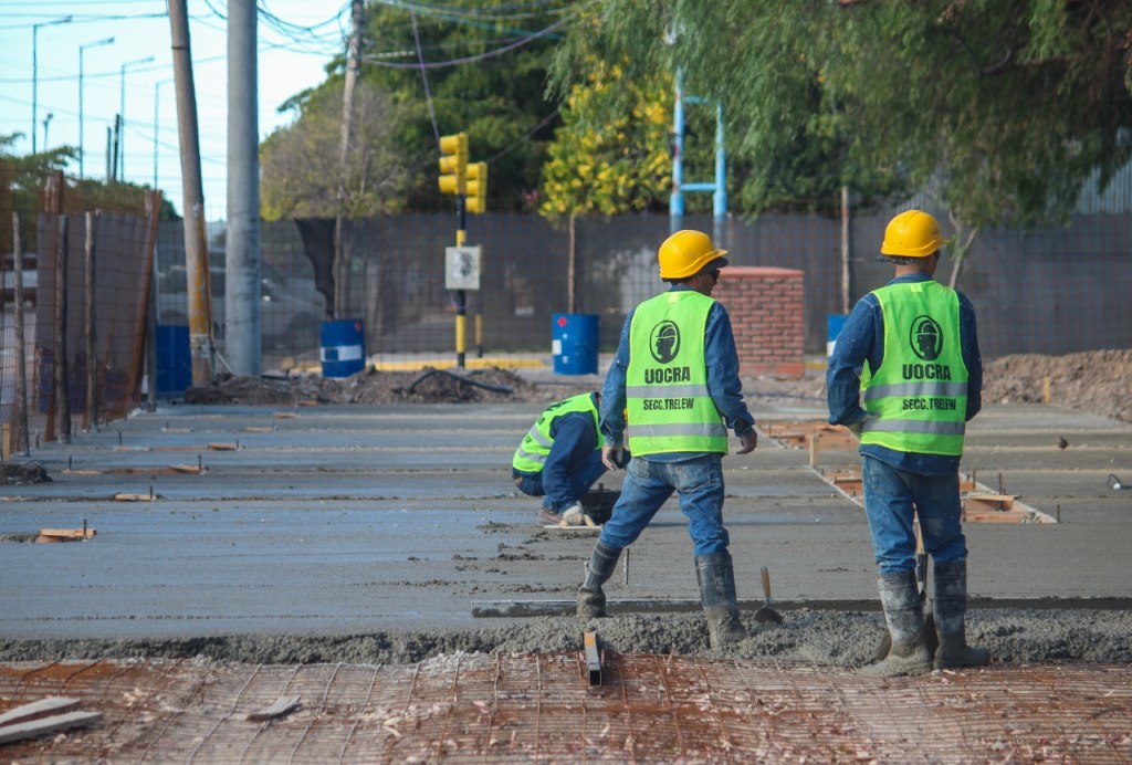 #RAWSON | Avanza a buen ritmo la obra de la nueva Plaza Principal de la&nbsp;Capital