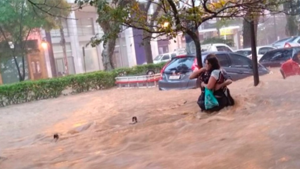 #TRAGEDIA | Al menos 6 muertos por 49 aludes en la sierra de Río de&nbsp;Janeiro
