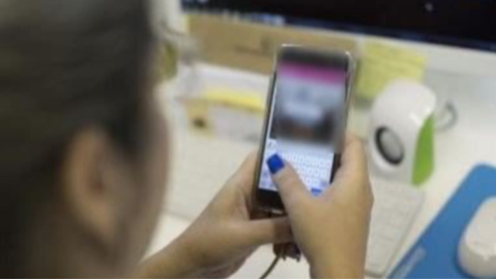 #HORROR | LE REVISÓ EL PANTALÓN A SU MARIDO Y LE DESCUBRIÓ FOTOS Y VIDEOS VIOLANDO A SU&nbsp;HIJA