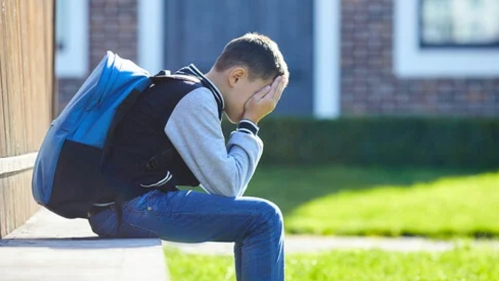 #BULLYING | EN UNA ESCUELA ATARON A UN NENE DE 9 AÑOS A UNA SILLA Y LE ARRANCARON LAS&nbsp;PESTAÑAS