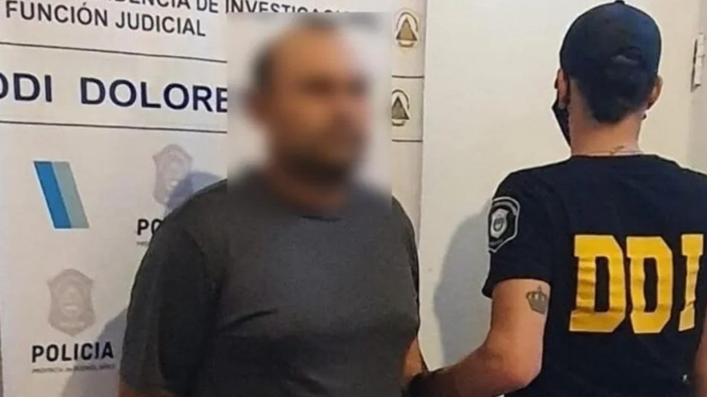 #HORROR | UNA CHICA DE 14 AÑOS ERA VIOLADA POR SU PADRE, LO CONTÓ EN LA ESCUELA Y LO&nbsp;DETUVIERON