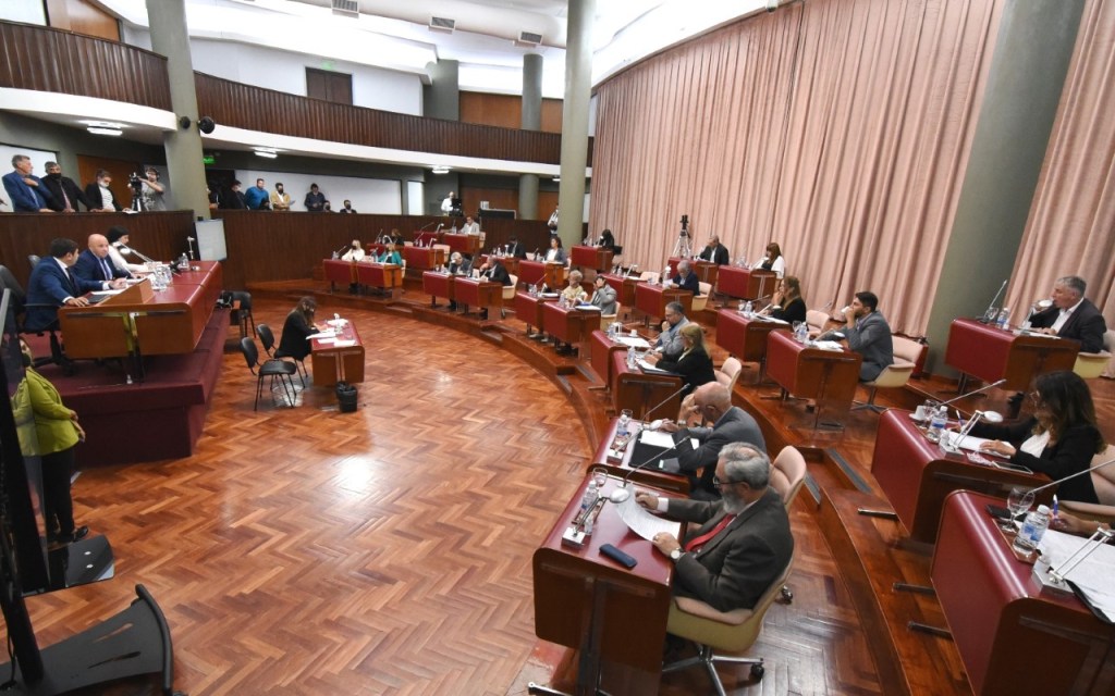 #CHUBUT | DIPUTADOS VOTARON VARIOS PEDIDOS AL EJECUTIVO&nbsp;INFORMES