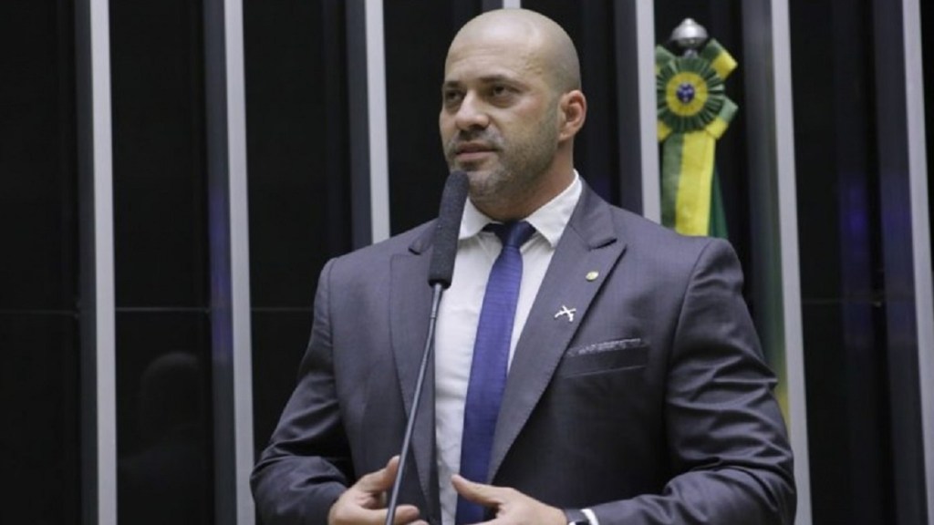 #REBELDE | Diputado brasileño se atrinchera en el&nbsp;Congreso