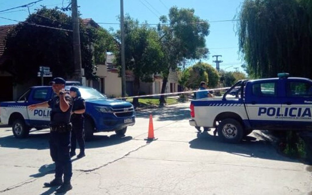 #POLICIALES | MATÓ A SU HERMANO A PUÑALADAS, HUYÓ Y CUANDO LO DESCUBRIERON SE&nbsp;SUICIDÓ