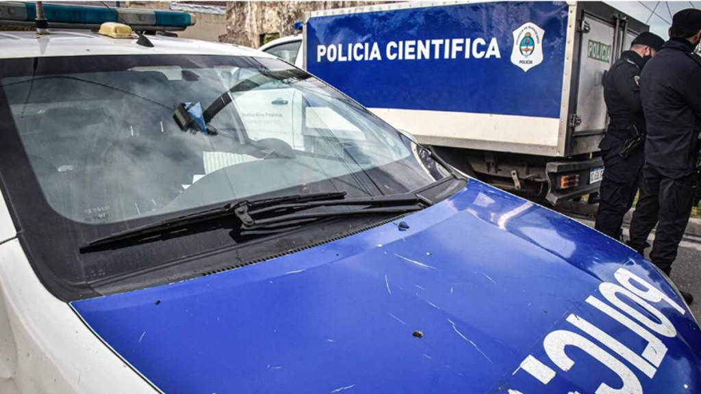 #POLICIALES | DISCUTIÓ POR DINERO CON SU ESPOSA, LE DISPARÓ TRES VECES Y SE&nbsp;SUICIDÓ