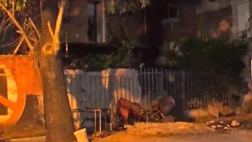 #TRAGEDIA | UN ANCIANO CON SÍNDROME DE ACUMULACIÓN COMPULSIVA MURIÓ AL INCENDIARSE SU&nbsp;CASA