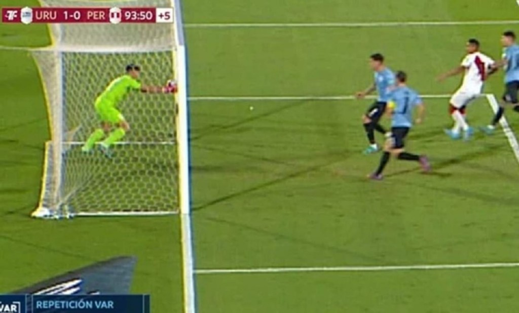 #POLÉMICA | EL VIDEO QUE MUESTRA QUE NO FUE GOL DE&nbsp;PERÚ