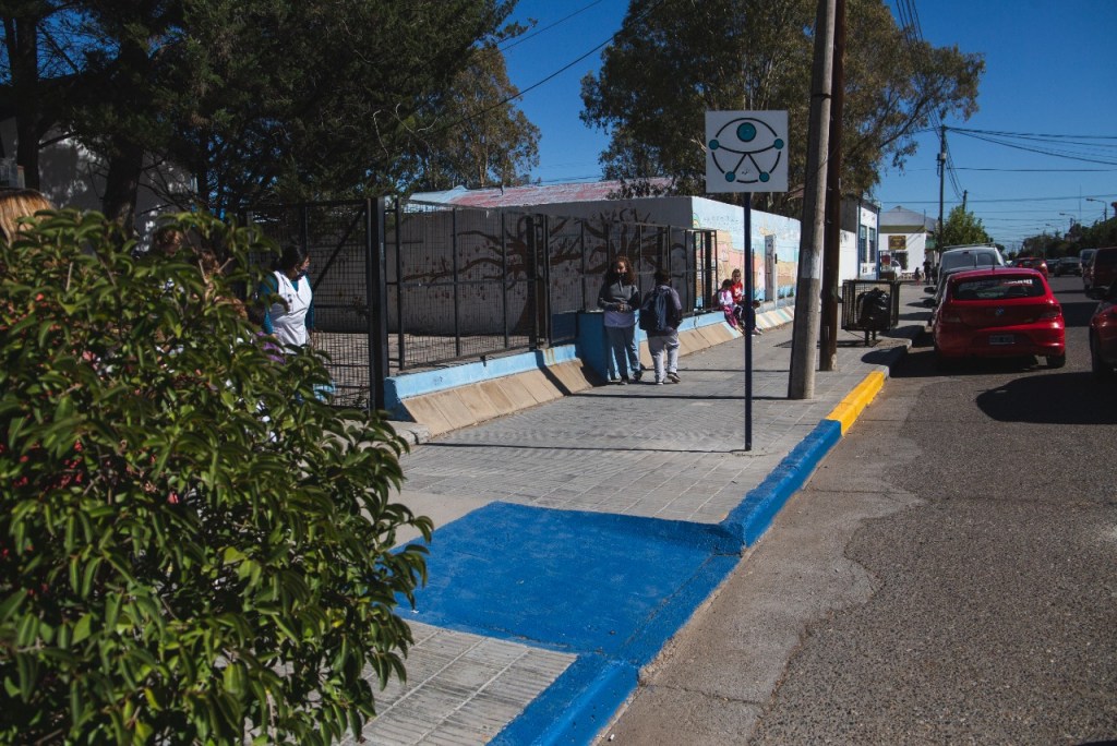 #RAWSON | Carteles de accesibilidad para personas con&nbsp;discapacidad