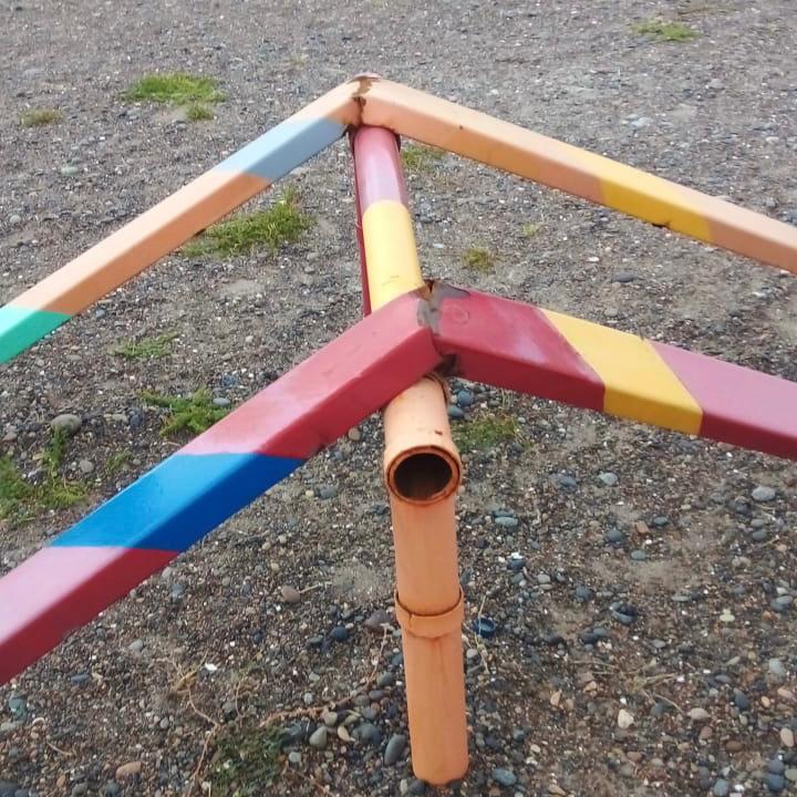 #BRONCA | DESTROZOS EN LA PLAZA VIVIAN THOMAS DE PLAYA&nbsp;UNIÓN