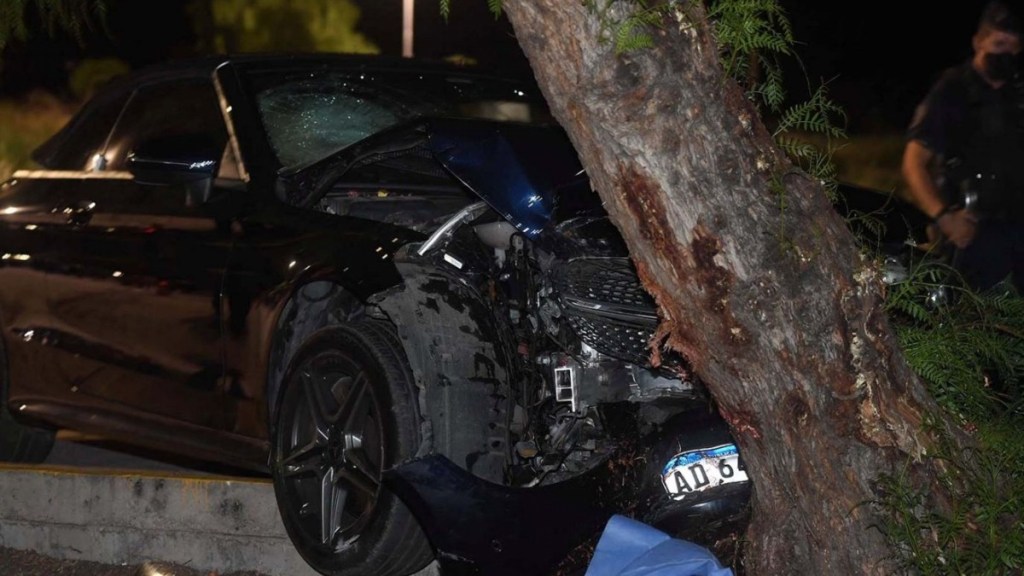 #HORROR | PERDIÓ EL CONTROL DEL AUTO Y MATÓ A DOS JÓVENES Y DEJÓ EN GRAVE ESTADO A UNA&nbsp;CHICA