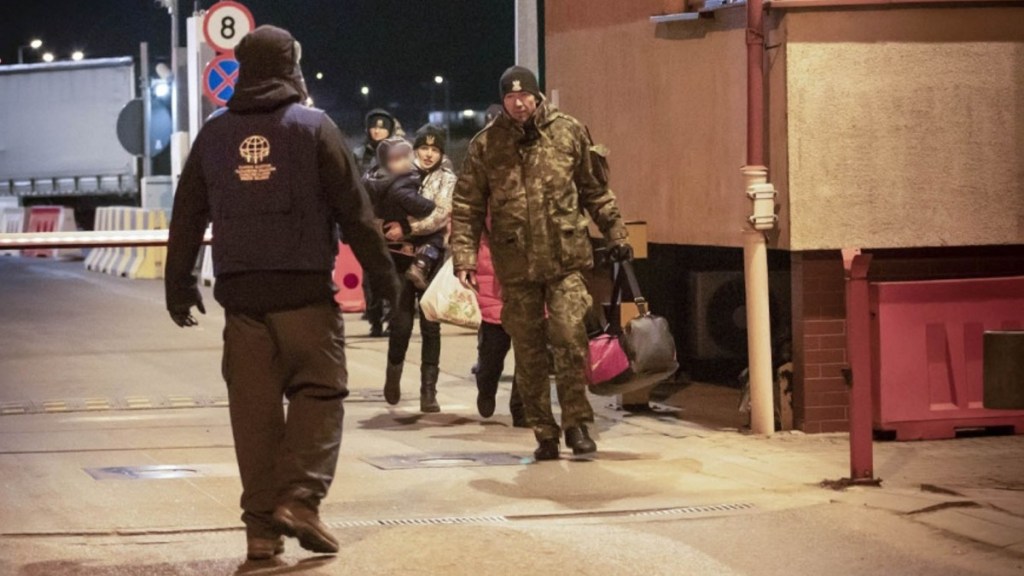 #GUERRA | LA ARGENTINA OTORGA PRIMERA VISA HUMANITARIA A CIUDADANO UCRANIANO CASADO CON ARGENTINA&nbsp;REPATRIADA